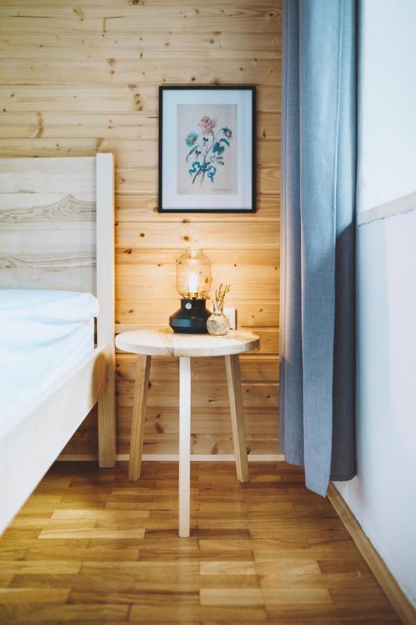 Gorska Roza Bed and Breakfast Log pod Mangartom Eksteriør billede