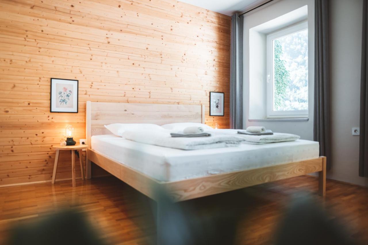 Gorska Roza Bed and Breakfast Log pod Mangartom Eksteriør billede